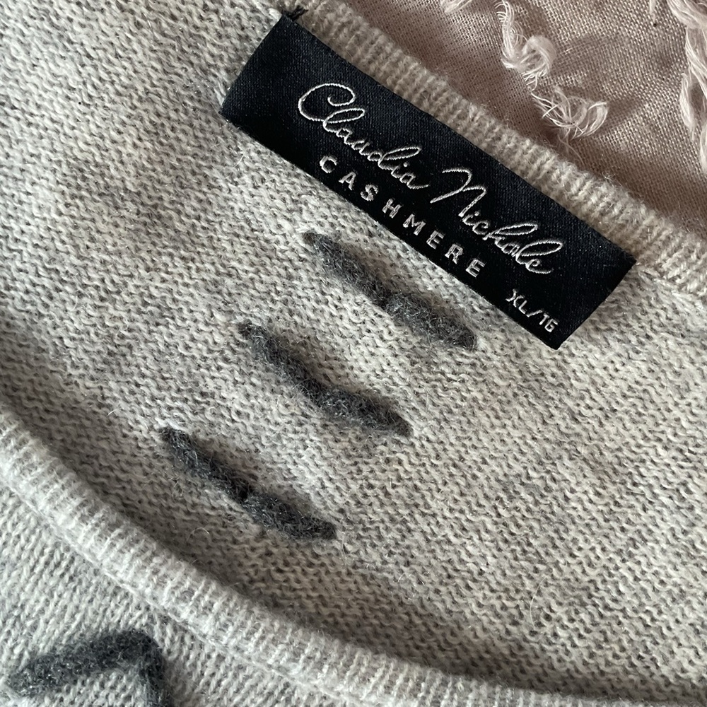 Claudia Nichole Cashmere tunic, Grey, XL - Picture 4 of 6